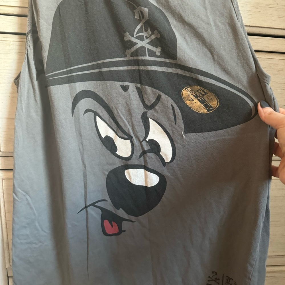 True Love & False Idols Tank - Picture 3 of 5